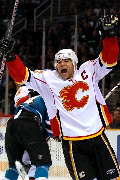 Calgary Flames White Jersey 2007 2010 nhl flames 2010 present 2010 2009 2008 2007 2000 2009 